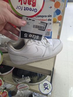 Nike Low-Top White Sneakers Size 5