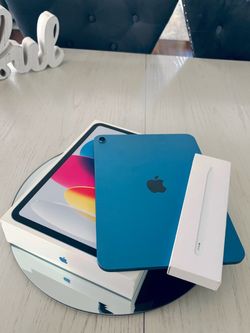 2025 IPad A16 (11 gen) + Apple Pencil USB-C & accessories