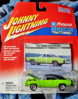 Johnny Lightning Sealed '69 Dodge Charger R/T Vintage 