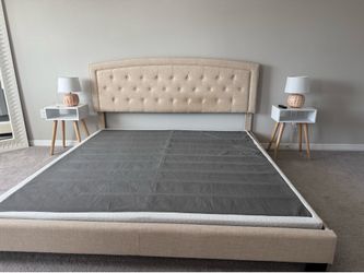 King bed with side tables