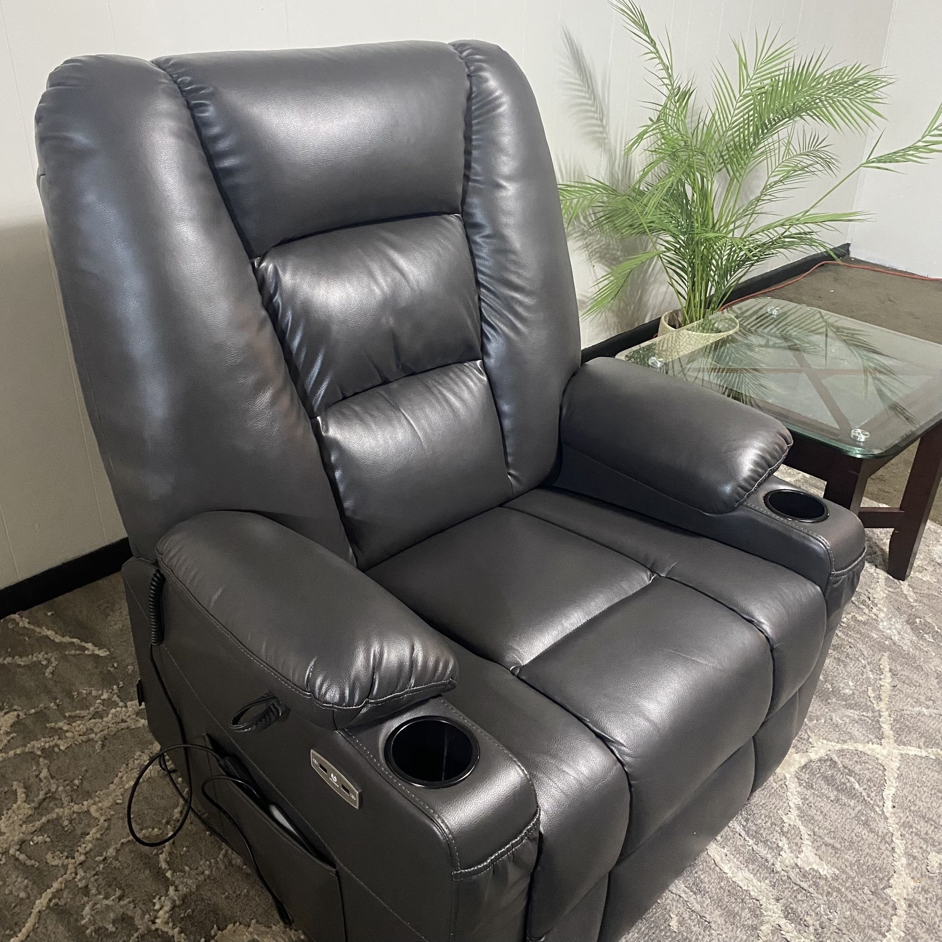 M Combo Recliner!! ONLY $200!!