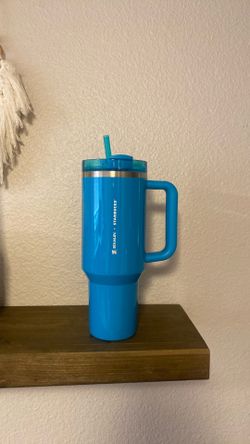 Starbucks X Stanley collab