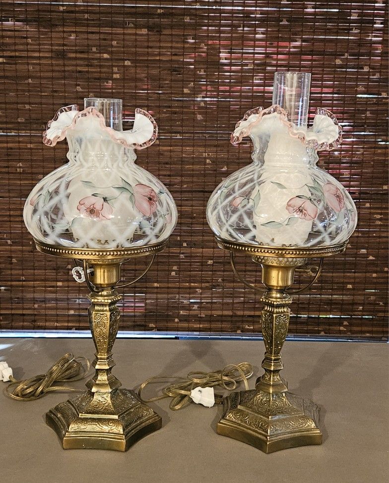 Fenton Rose Crest Lattice Optic Table Lamp Set