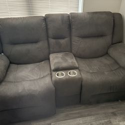 2 Recliners 