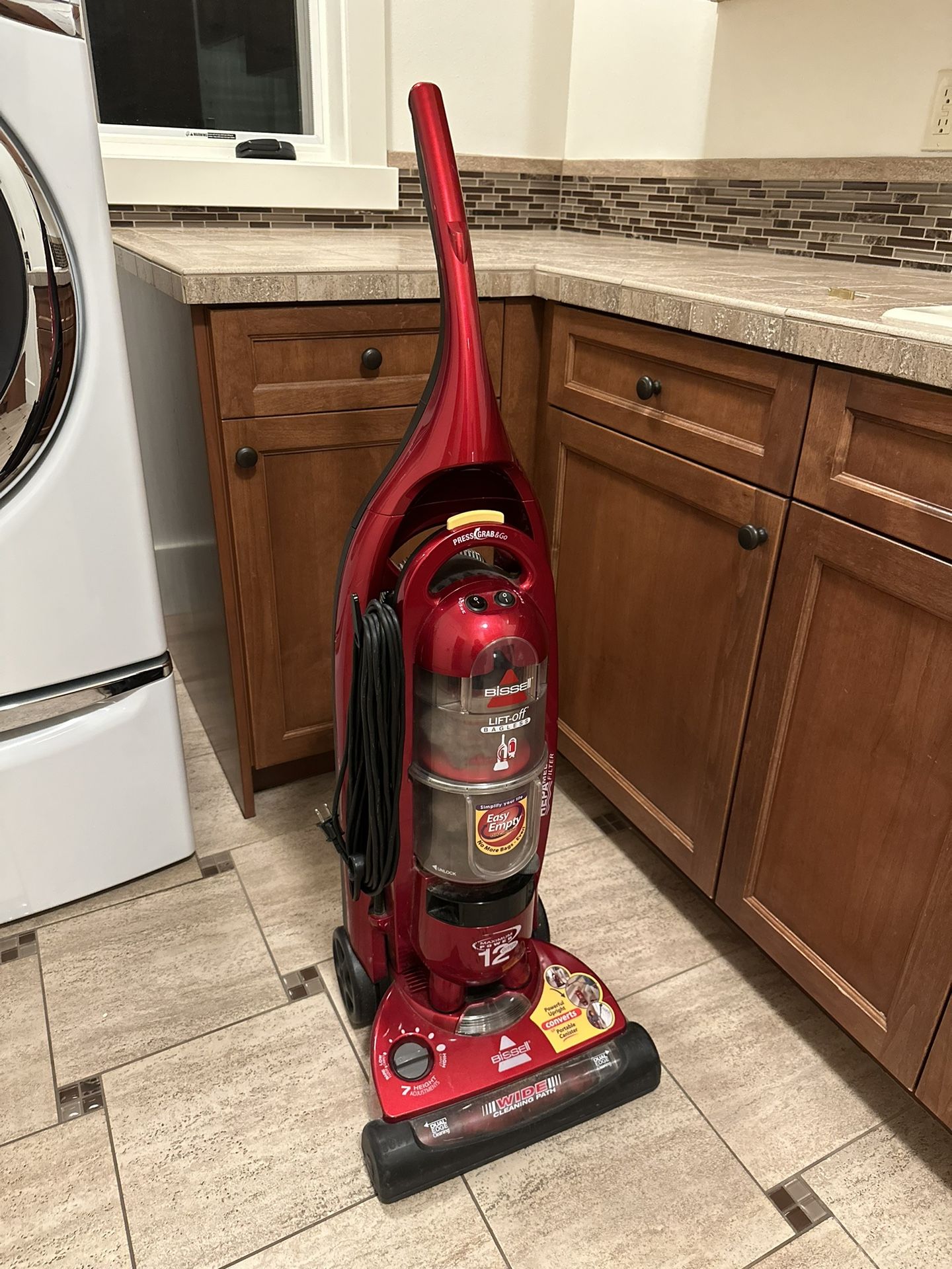 BISSELL Vacuum