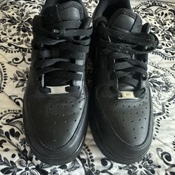 Nike Air Force 1 Black