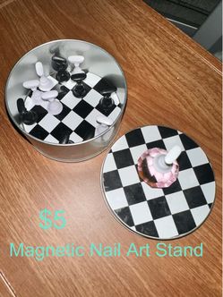 Nail art magnet stand
