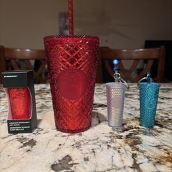 Starbucks Holiday Cup And Cold Cup Ornament Key Chains