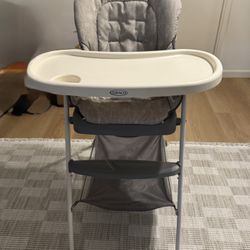 Foldable Graco Highchair (Ultra-Slim)