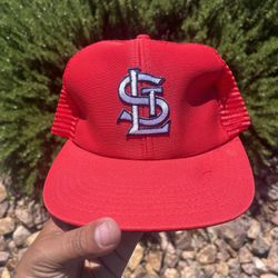 St Louis vintage very near dead stock STL mlb snapback hat cardinals 80’s Osfm this hat looks like it has never been worn on the inside flawless even 
