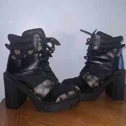 Guess Logo Lace-Up Platform Ankle Boots – Black & Gold – Chunky Heel Size 7