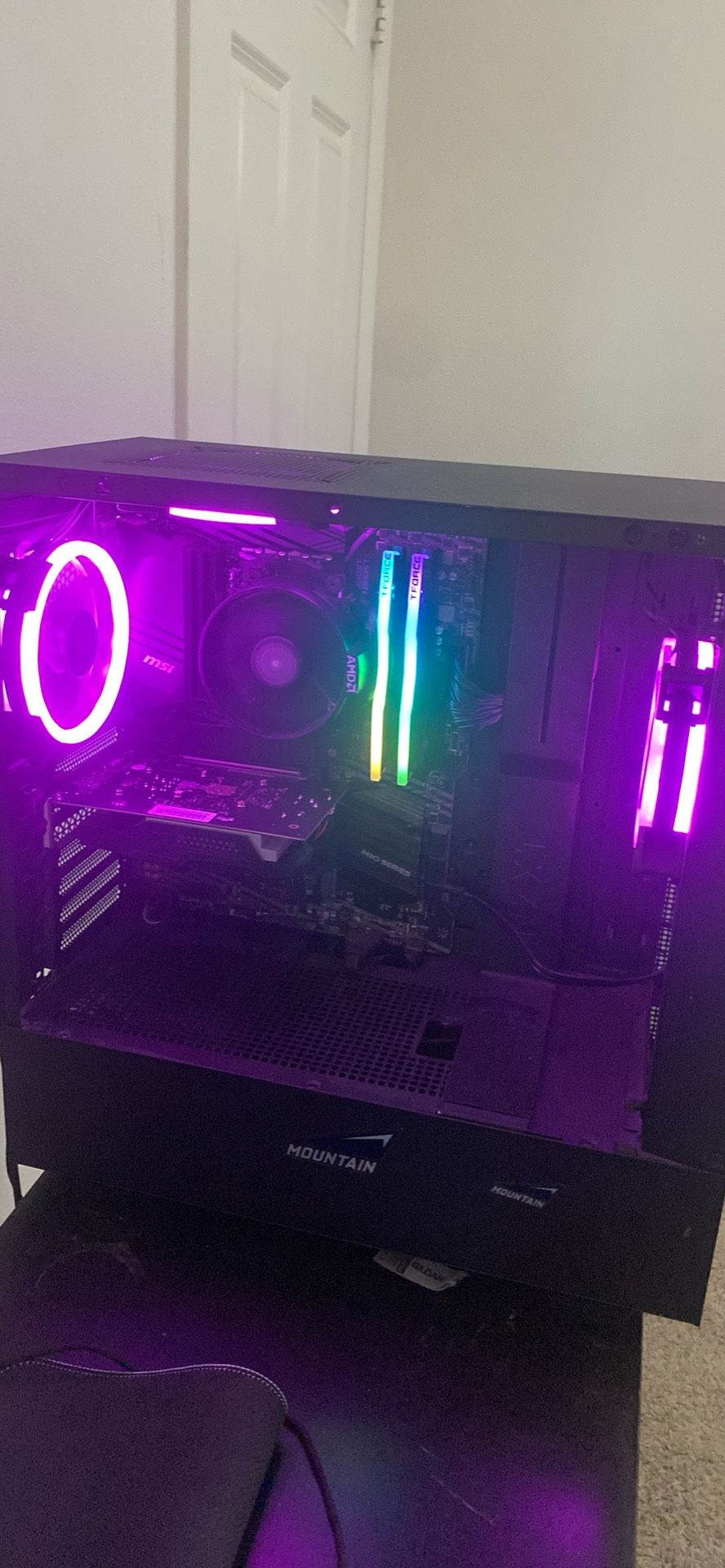 High-Performance Gaming/Work PC COMES WITH 2 EXTRA FANS– $450 OBO NEED GONE ASAP