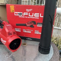 Milwaukee M18 FUEL Dual Battery 145 MPH 600 CFM 18V Lithium-Ion Brushless Cordless Handheld Blower (Tool-Only