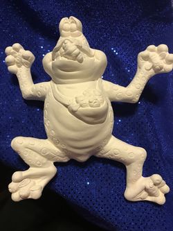 Ceramics for you to paint!