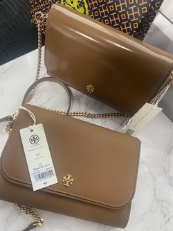 Tory burch 