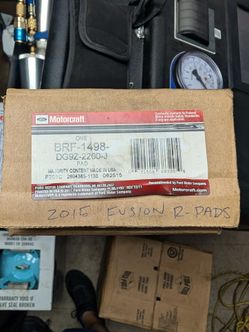 New OEM brake pad set