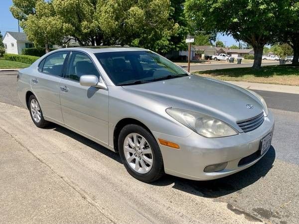 2004 Lexus ES 330