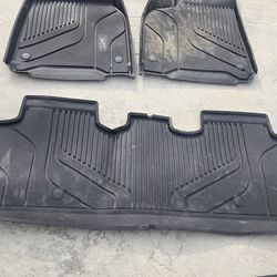 Tesla model Y floor mats
