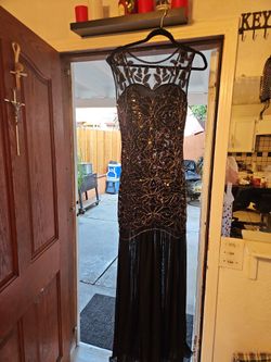 Elegant women's dress