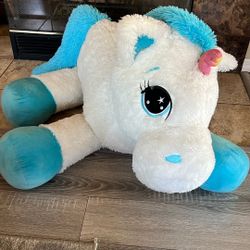 Giant Stuffed Unicorn 