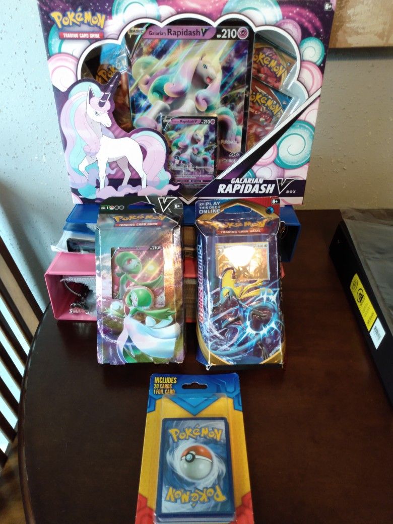 Pokemon Cards Bundle Pack 