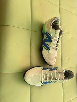 Baseball cleats metal