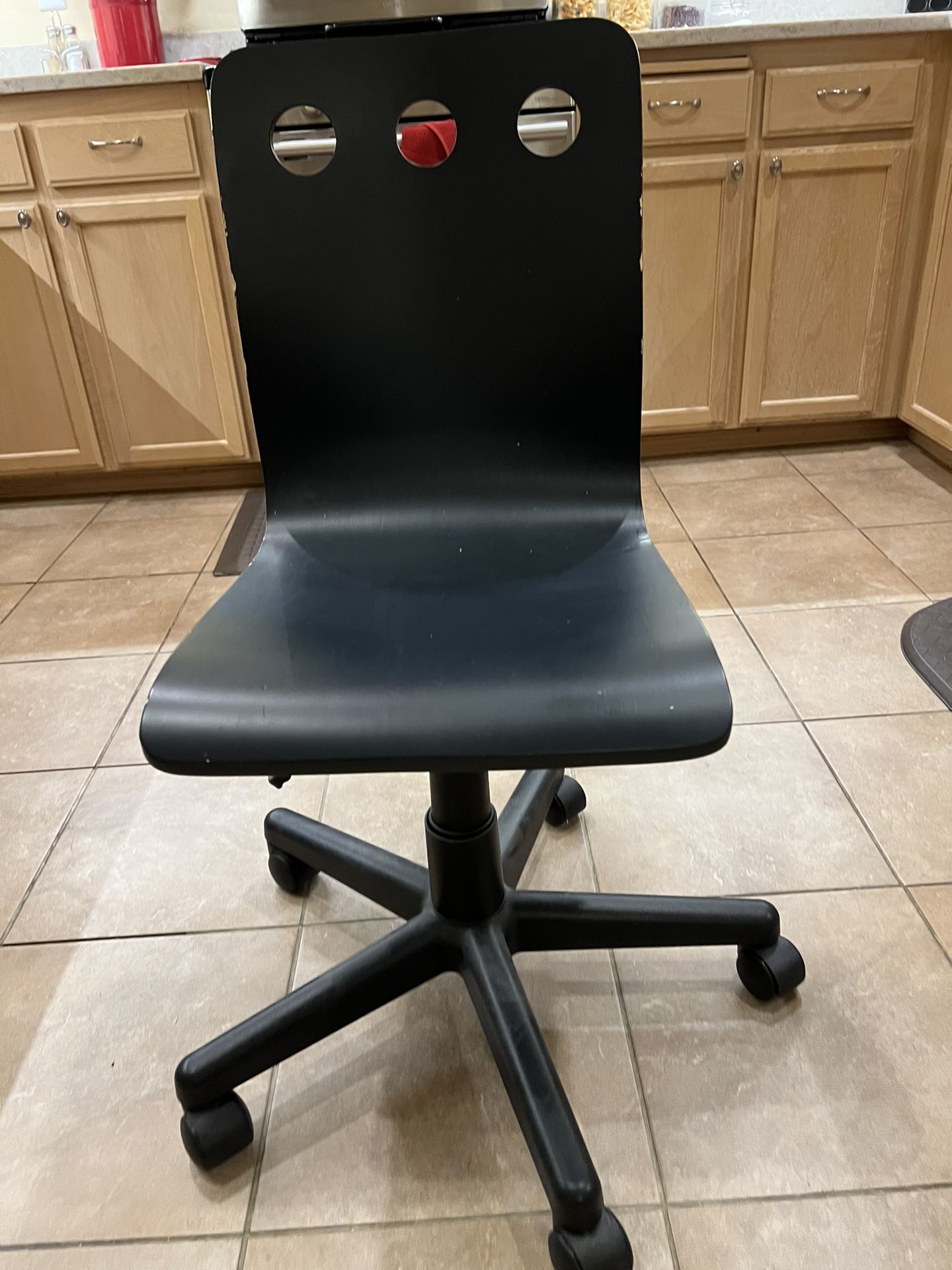 Child Size Rolling Desk Chair