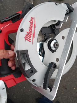 Milwaukee Circular Saw