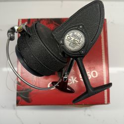 Vintage D.A.M. DAM Quick Model 550 Spinning Fishing Reel