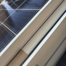 Solar Panels New 590 Watt 