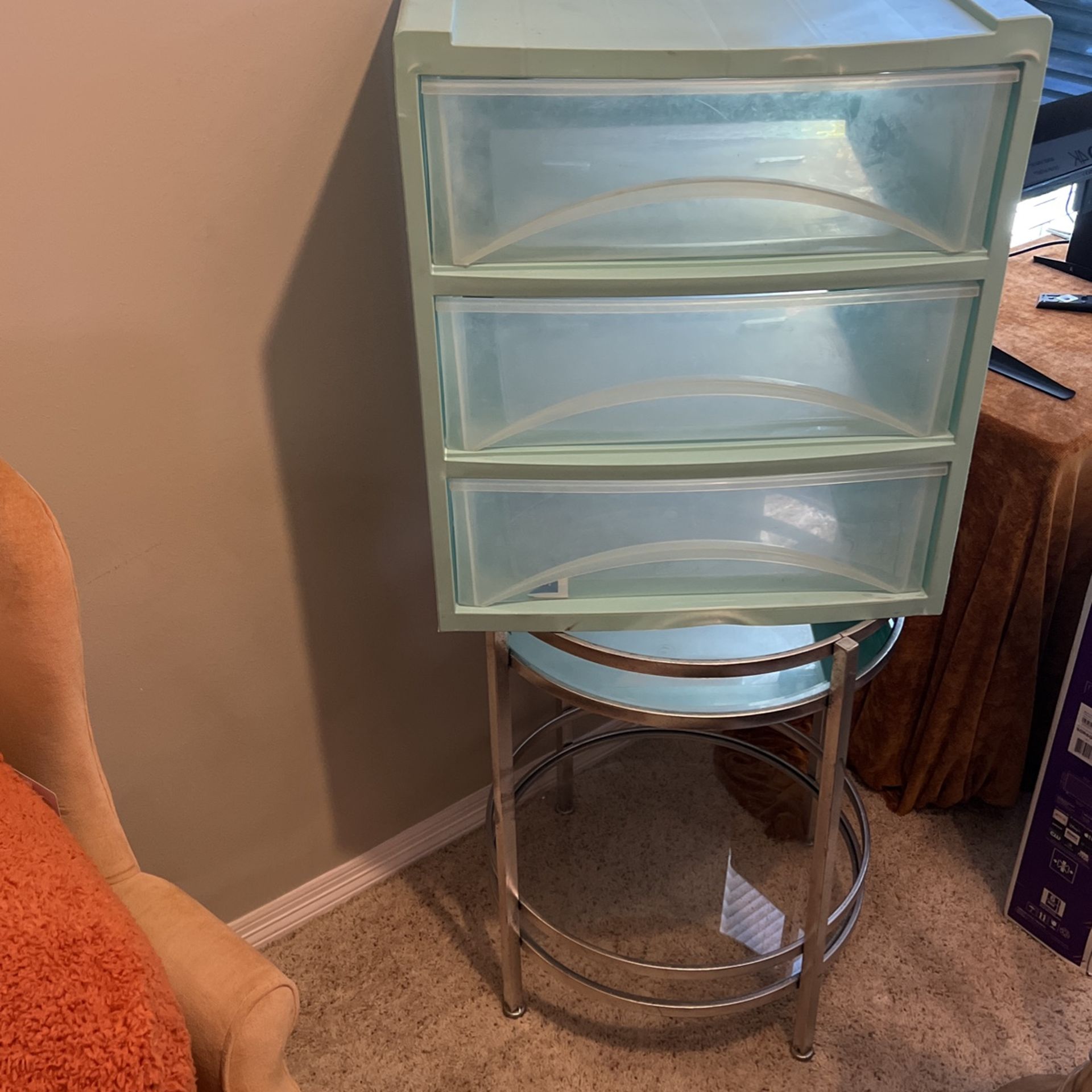 Plastic 3 Drawer Organizer & Mirror Table