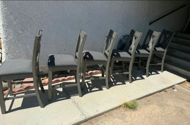 6 HIGH CHAIRS WITH SOME DAMAGE 2 RIPS