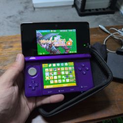 Nintendo 3DS Midnight Purple w/new battery