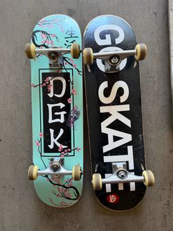2 Skateboards