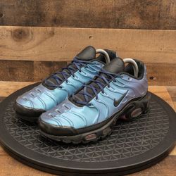 NIKE AIR MAX PLUS SE THROWBACK FUTURE IRIDESCENT MENS ATHLETIC SHOES LOW SZ 8.5 for Sale in Omaha NE OfferUp