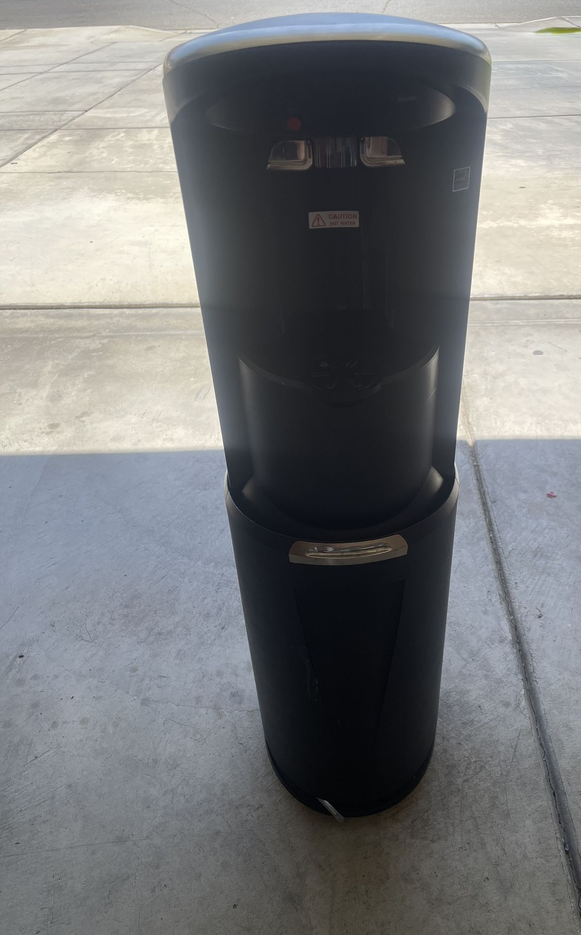 Water Dispenser