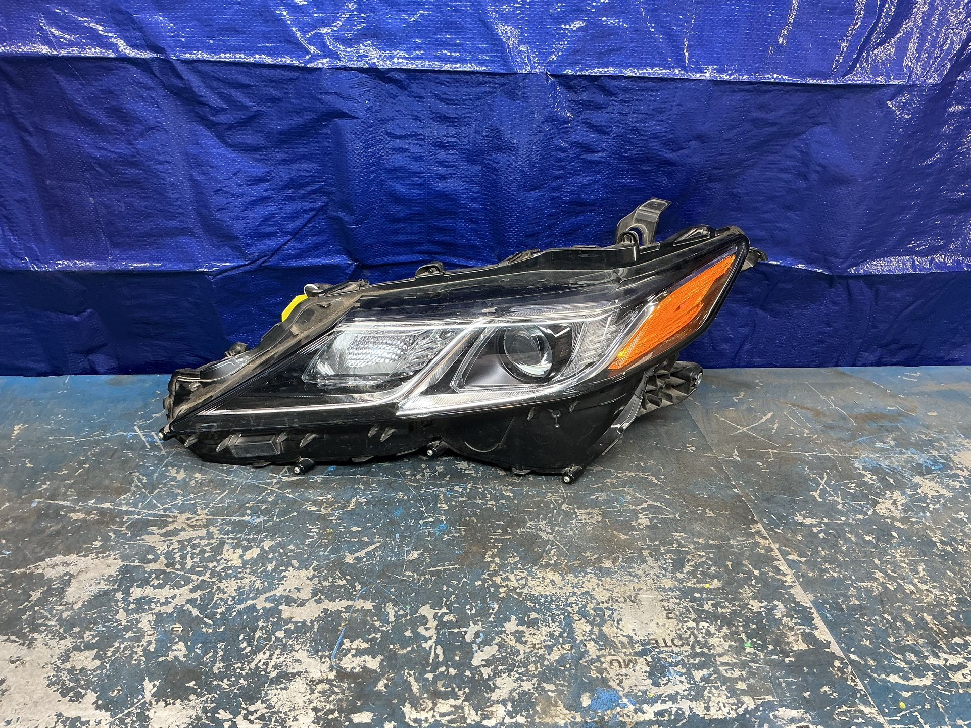 Headlight Camry 2018 2019 2020 2021 2022 OEM