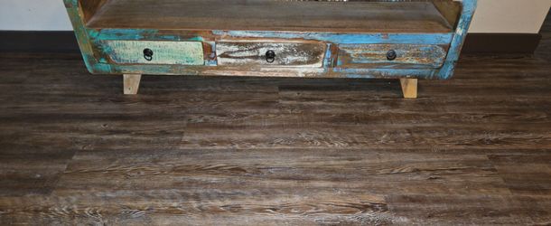 RUSTIC TV STAND