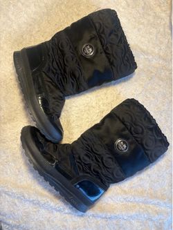 Coach boots