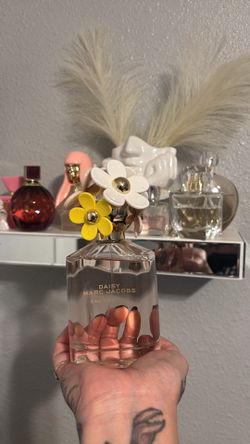 Marc Jacobs Daisy Perfume