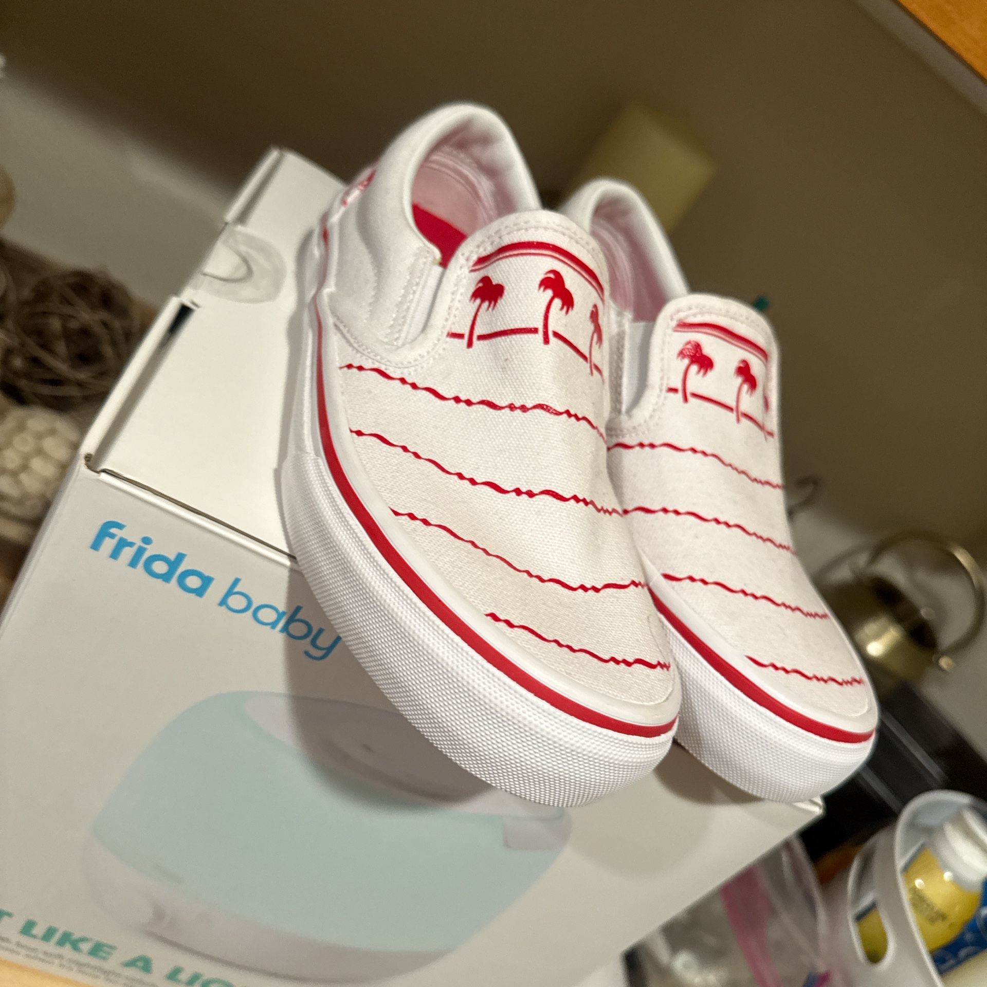 In N Out Slip On Shoes Brand New Size 6.5