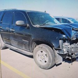 FOR PARTS A  2009 CHEVY TAHOE 5.3 ENGINE 2X4 RWD 4L60 TRANS 