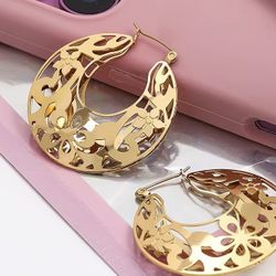 Floral Cutout Hoop Earrings