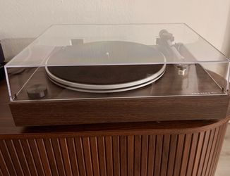 Crosley C8A-WA Record Player, Walnut 2-Speed Turntable, ATN3600L Audio-Technica Cartridge, Removable Headshell, Aluminum Platter, Aluminum Tonearm