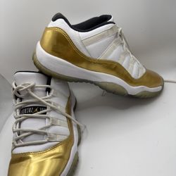 NIKE AIR JORDAN 11 RETRO LOW size # 5.5Y
