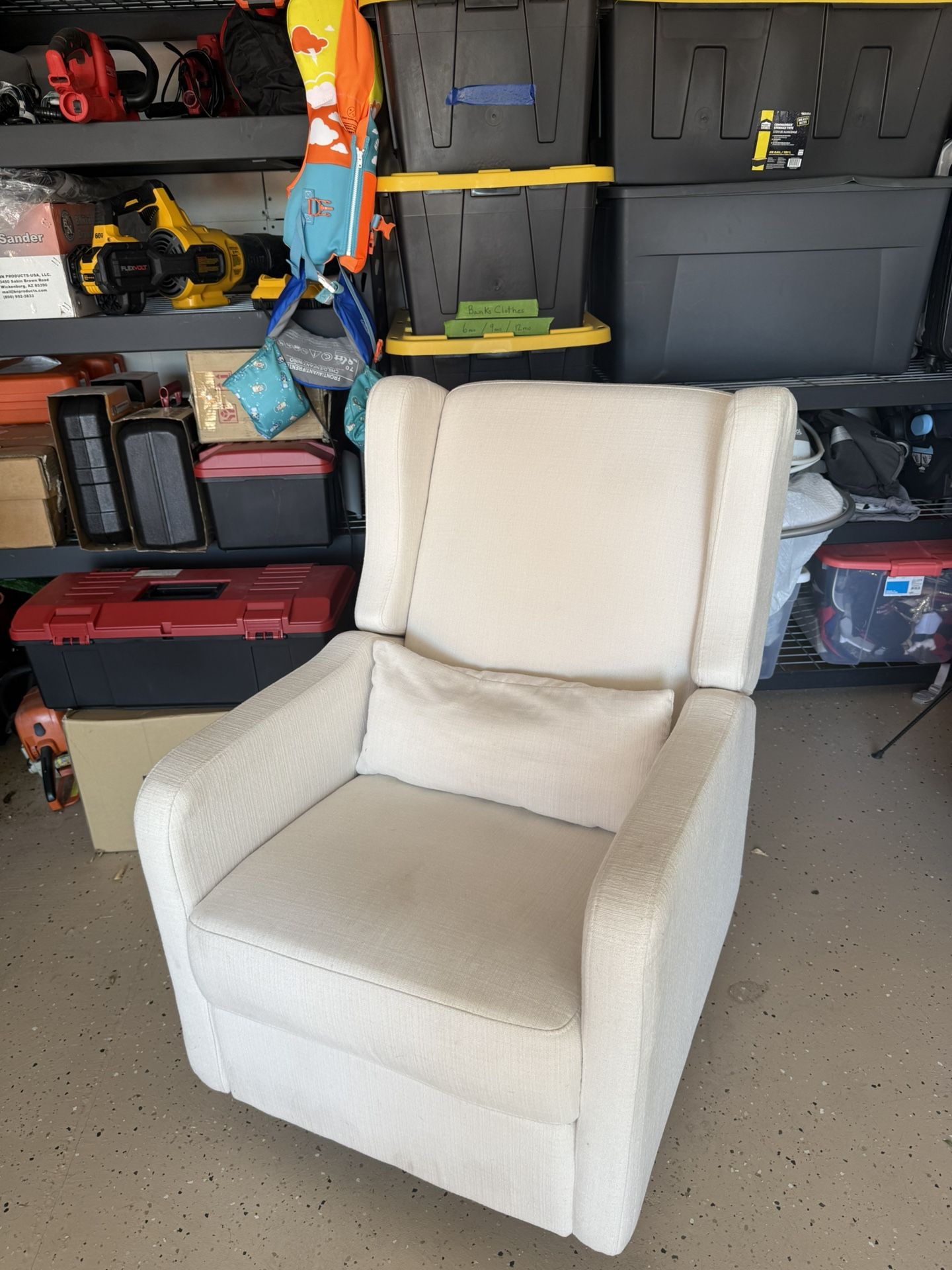 Carter’s Arlo Glider Recliner Nursery Chair