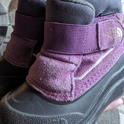 Toddler Snow Boots $ 25