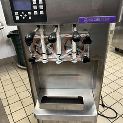 Commercial frozen yogurt machine for sale, froyo maker prices