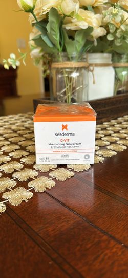 Sesderma C-VIT Moisturizing Facial Cream  1.76 fl.oz