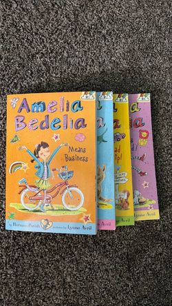 BRAND NEW Amelia Bedelia 4-Book Box Set - Gift Quality!